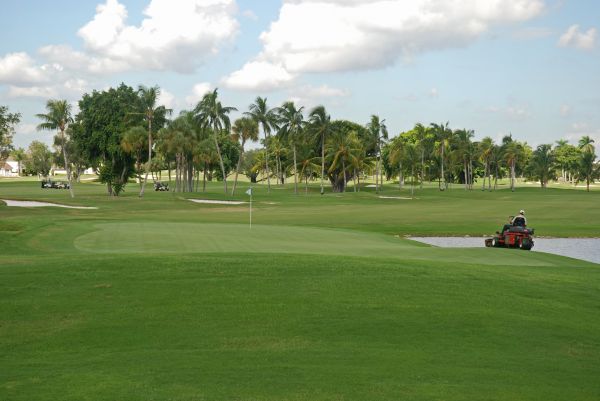 Golf Course Maintenance in Sun City West